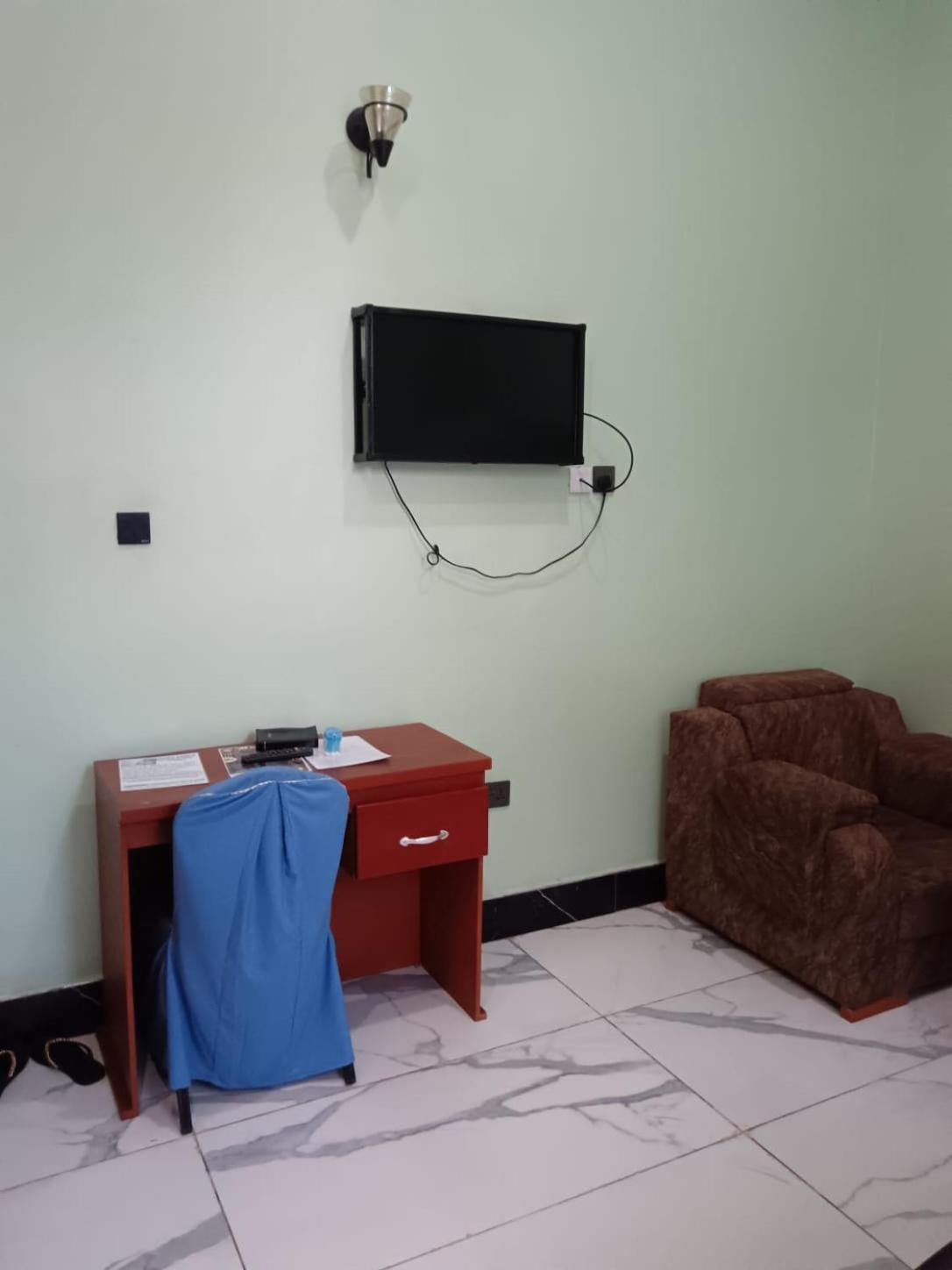 Hba Lodge Kahama Екстер'єр фото