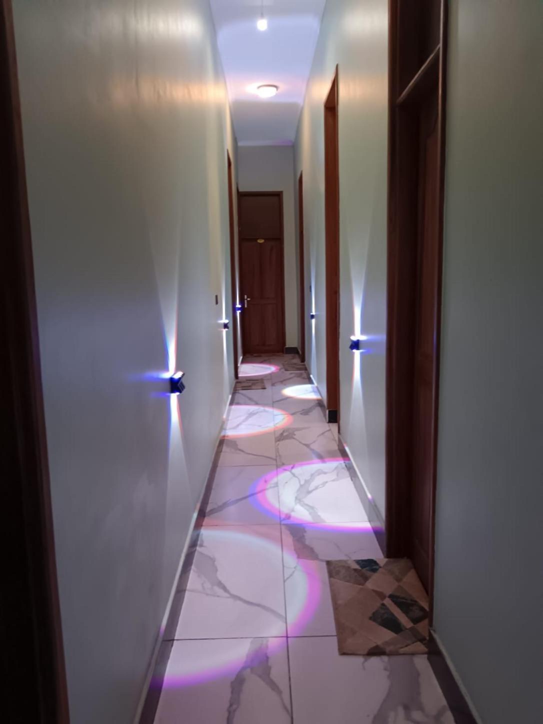 Hba Lodge Kahama Екстер'єр фото